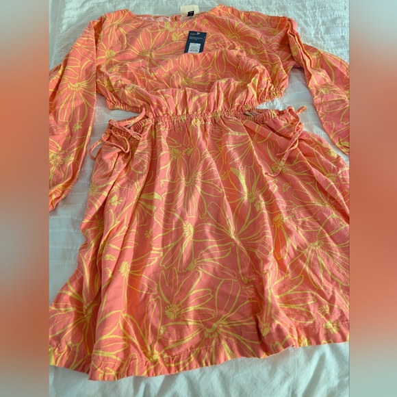 Universal Thread Cutout Sundress Mini Length Balloon Sleeves - Picture 3 of 4